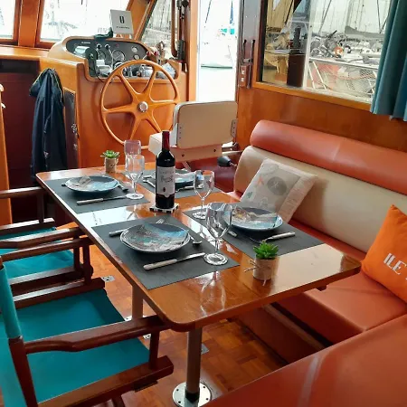 Båthotell Bateau Atypique Yacht La Rochelle La Rochelle (Charente-Maritime)